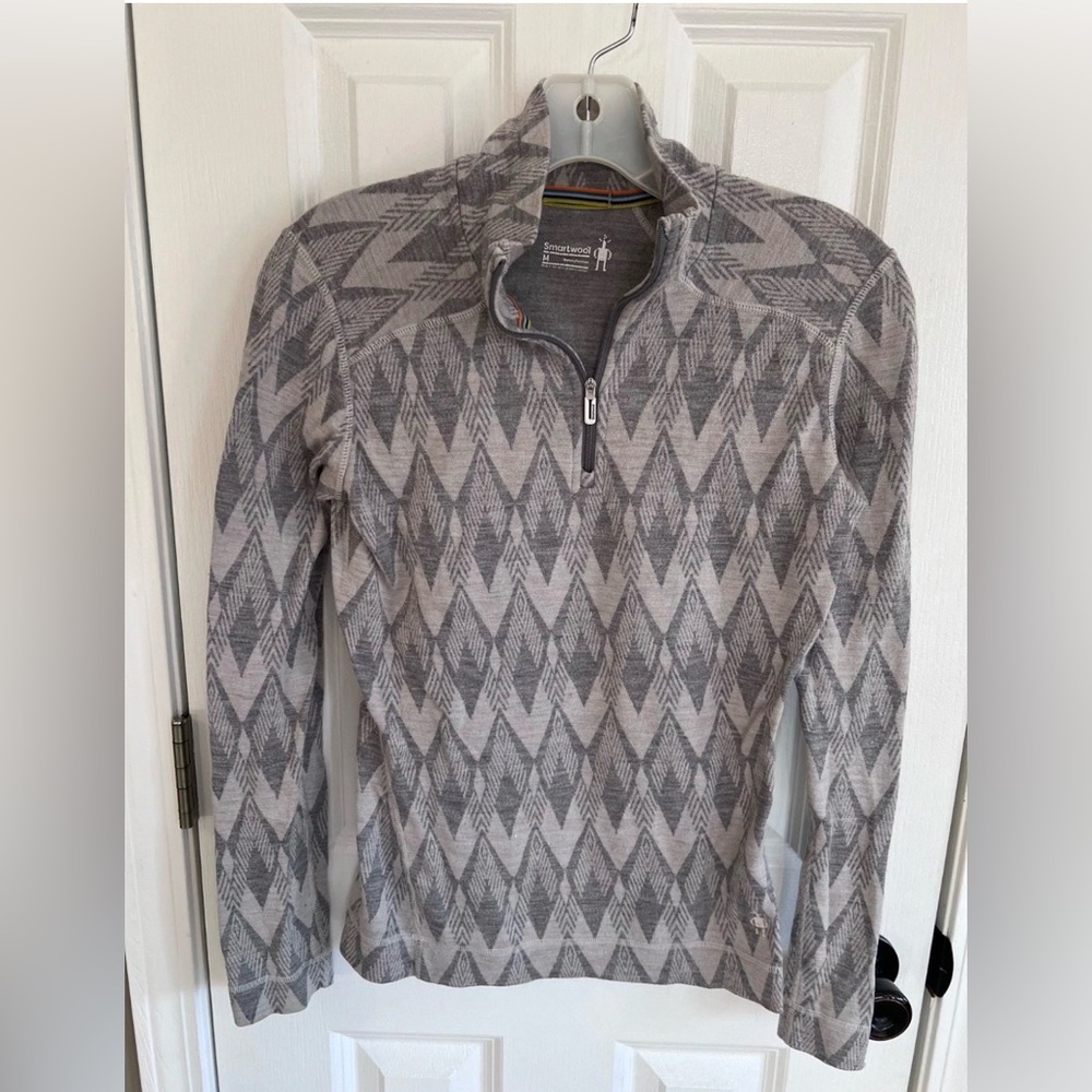 Smartwool Women’s 1/4 zip Gray Diamond Pattern